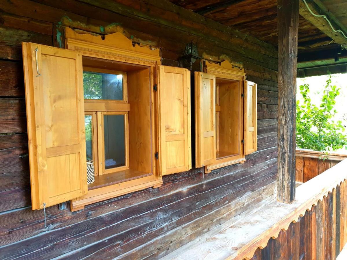 Granny'S House Moisei Exterior foto